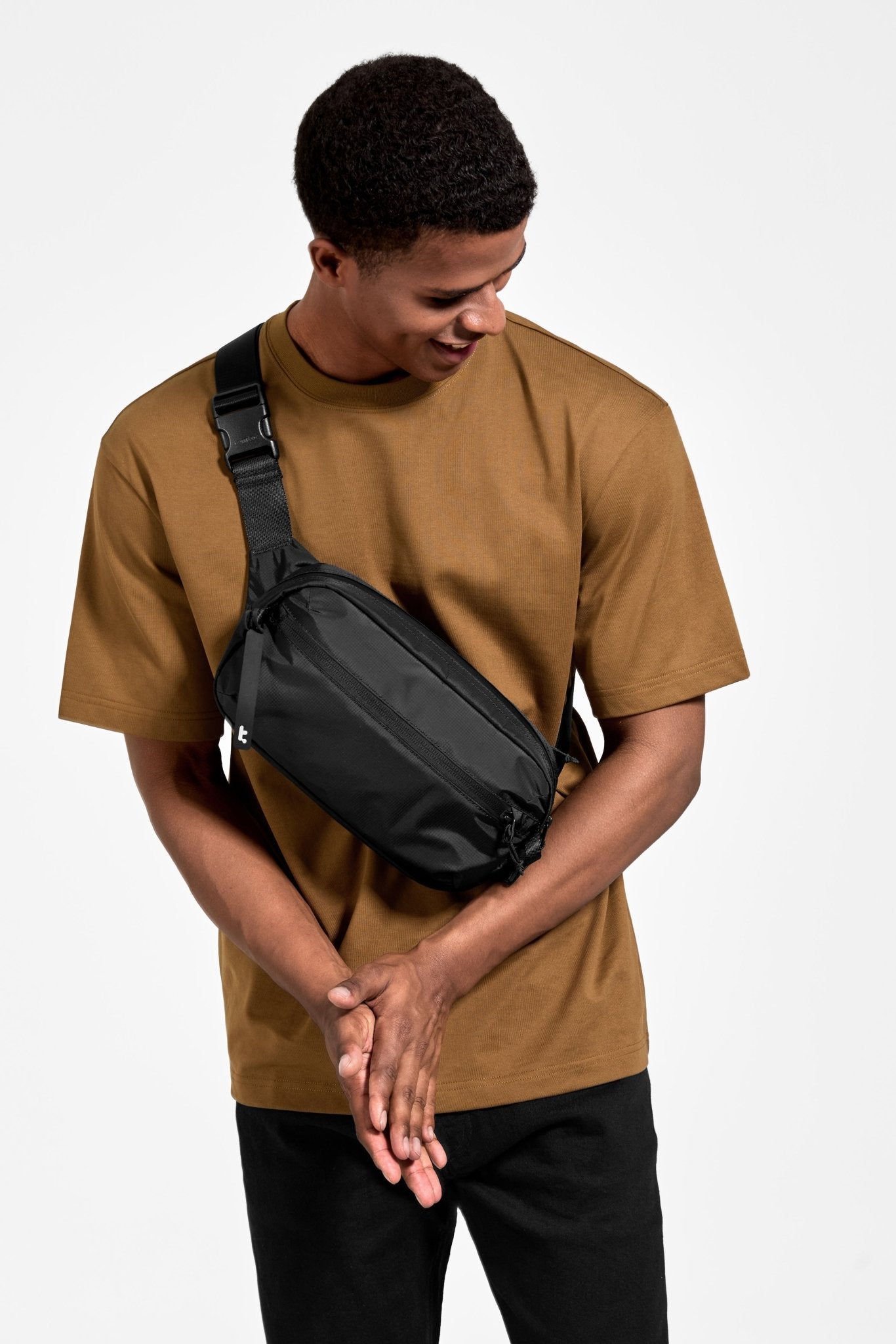 tomtoc Aviator Chest Bag 3.5L - Black - T33M1D1 Cross Body Bags